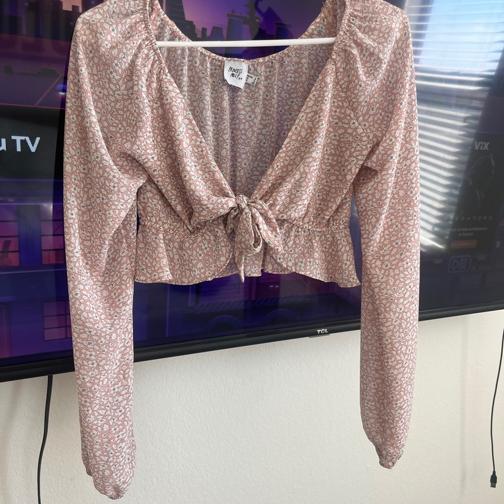 Princess Polly long sleeve cropped top